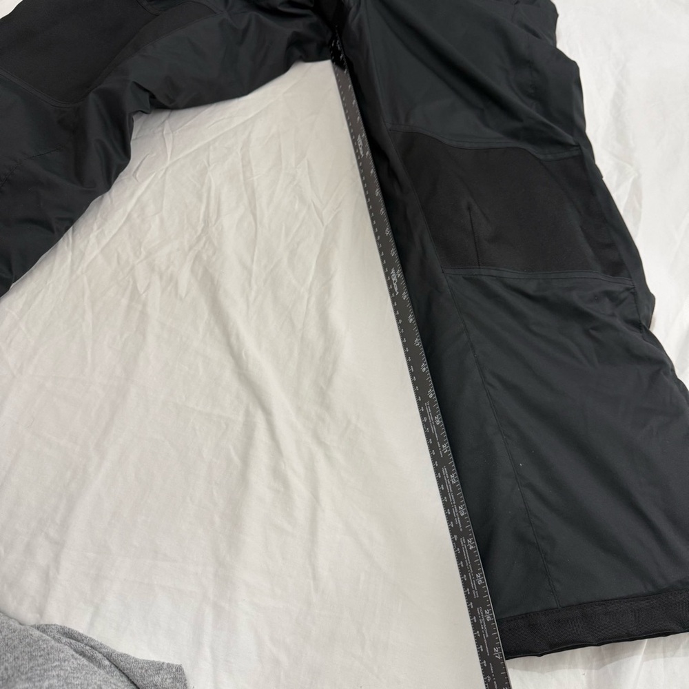 LL Bean Kids Cold Buster Snow Ski Pants Black Winter Waterproof Insulated Sz 12 - Picture 11 of 12